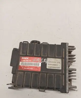 Volkswagen PASSAT B4 Engine control unit/module 855907403 0280000701