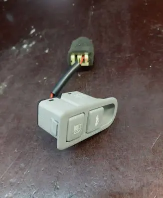 Hyundai Sonata Tailgate opening switch 935553K000