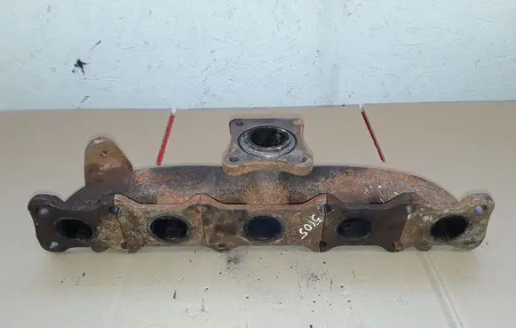 Volvo V40 Exhaust manifold 30757870