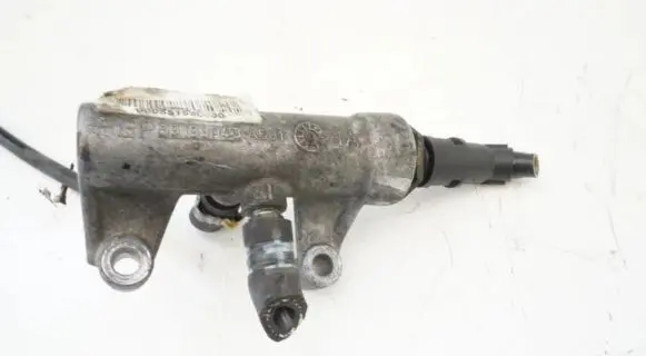 Opel Astra H Clutch slave cylinder 55193043