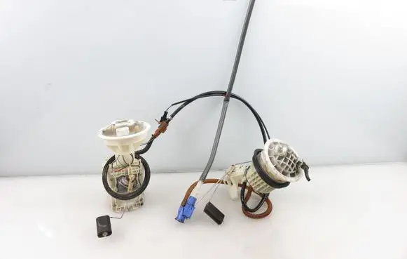 Mini One - Cooper R50 - 53 In-tank fuel pump 1065240 1065241