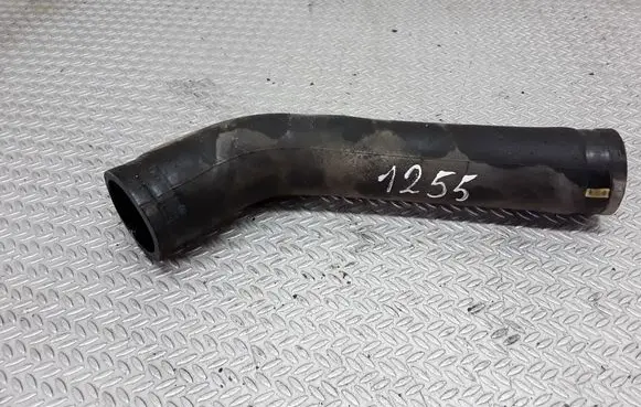 Toyota Yaris Engine coolant pipe/hose