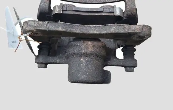 Opel Antara Rear brake caliper