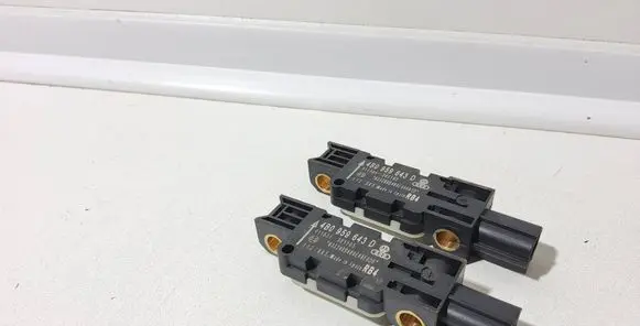 Audi A3 S3 8P Airbag deployment crash/impact sensor 4B0959643D