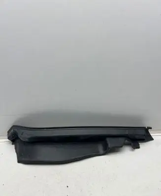 BMW X1 U11 Fender end trim 51769883428