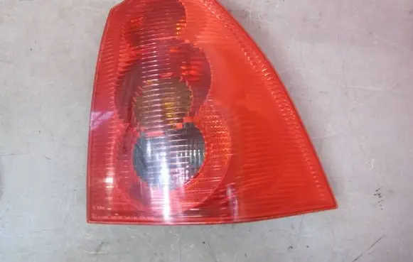 Peugeot 307 Rear/tail lights P-307-LAMPA-PT