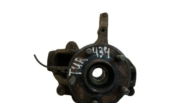 Ford C-MAX II Front wheel hub