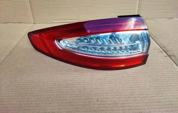 Ford Mondeo MK V Rear/tail lights DS7313405FG