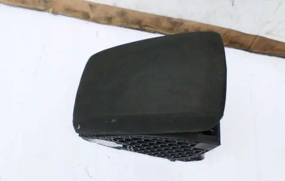 Skoda Octavia Mk2 (1Z) Armrest 1Z0864207C
