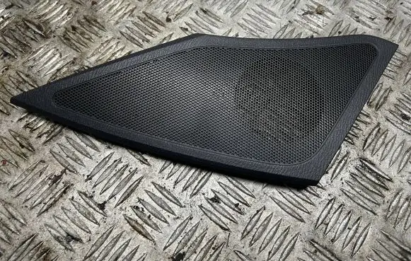 Side speaker trim/cover