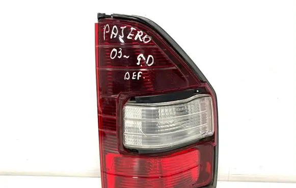 Mitsubishi Pajero Rear/tail lights R1726 9720
