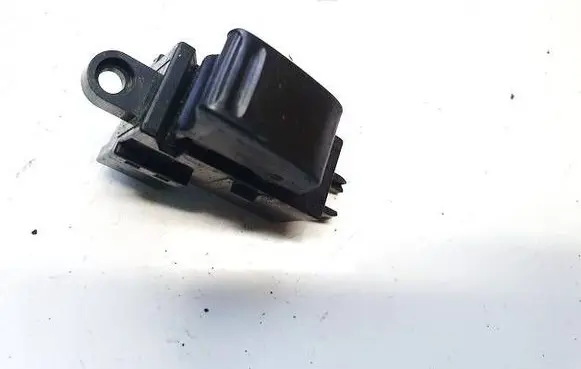 Nissan Primera Electric window control switch 25411av600