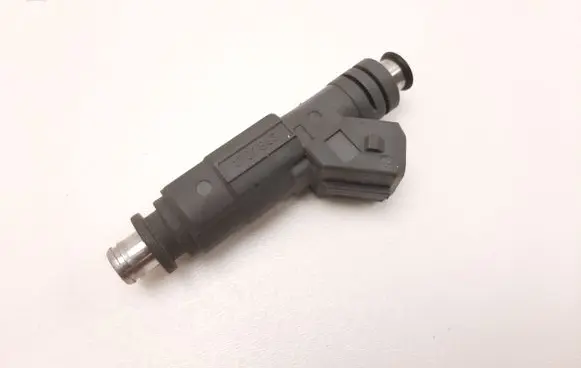 BMW X5 E53 Fuel injector 0280155823