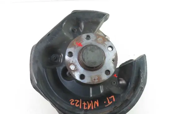 Volkswagen PASSAT B7 Stub axle 