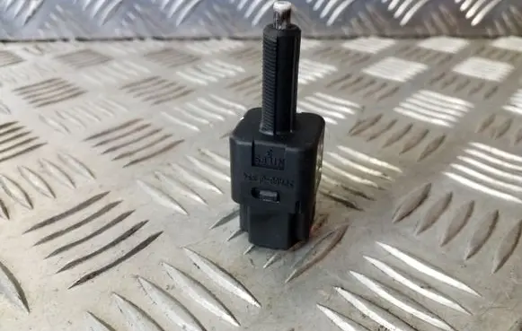 Infiniti FX Brake pedal sensor switch