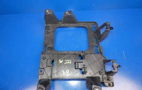 Mercedes-Benz S W222 Other trunk/boot trim element A2225451240