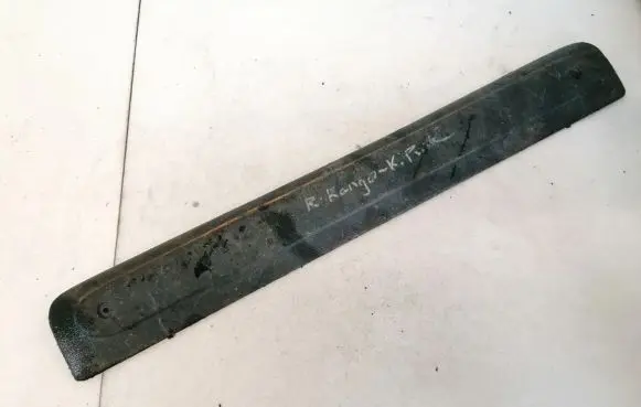 Renault Kangoo I Front sill trim cover 7700304861