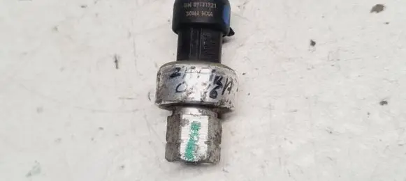 Opel Zafira B Air conditioning (A/C) pressure sensor 09131721