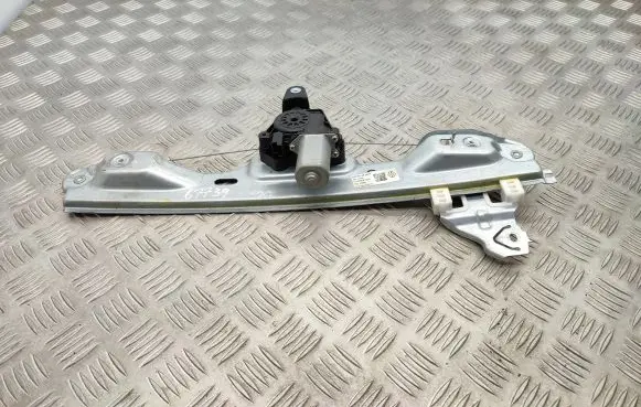 Renault Kadjar Rear window lifting mechanism without motor 827004EA0A
