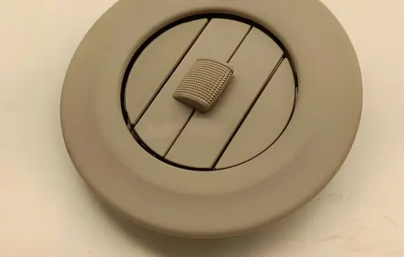 Chrysler Pacifica Air vent grill in roof 5SB00TRMAF MT1942