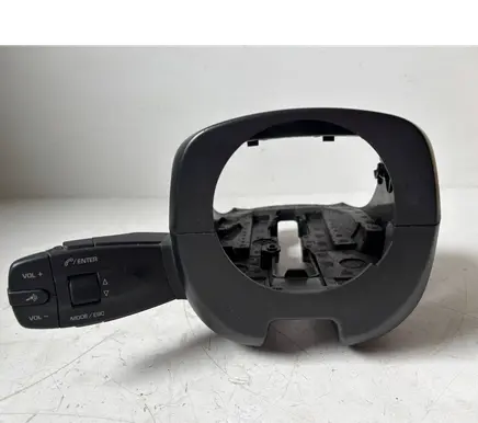 Skoda Fabia Mk2 (5J) Steering wheel column trim 5J0858827