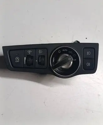 Hyundai i40 Light switch 93300-3Z970 39R1051000 1309030032