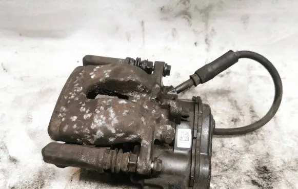 Mercedes-Benz B W246 W242 Rear brake caliper A2464232298