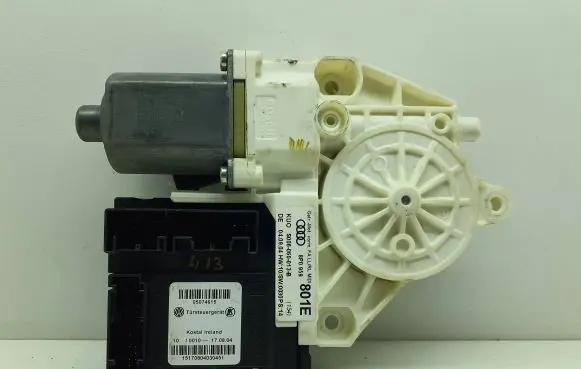 Audi A3 S3 A3 Sportback 8P Other control units/modules 1010170804 05074615 15170804030451