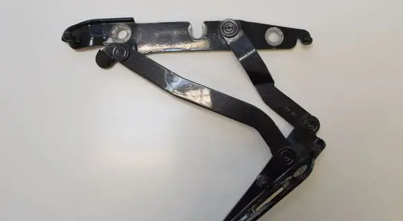 Mercedes-Benz C W204 Tailgate/trunk/boot hinge 8E5827302G