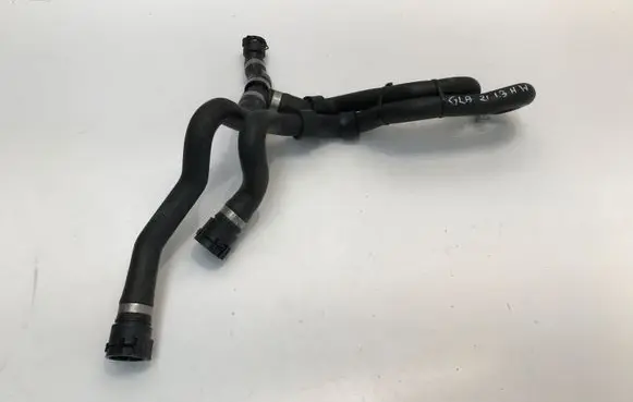 Mercedes-Benz GLA H247 Engine coolant pipe/hose A2478302102 DBL625416