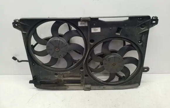 Ford Fusion II Radiator cooling fan shroud DG938C607DD 1089052 10890420