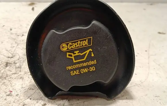 Jaguar XF X260 Oil filler cap G4D36763AA