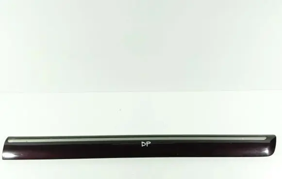 Suzuki XL7 I Front door trim (molding) 7752052D00