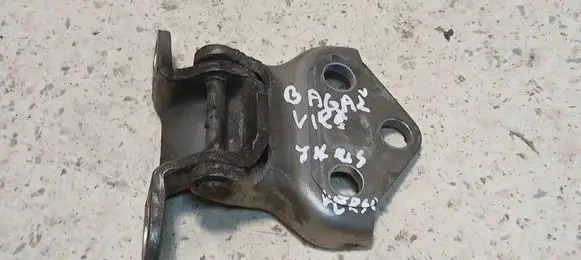 Toyota Yaris Verso Loading door upper hinge 