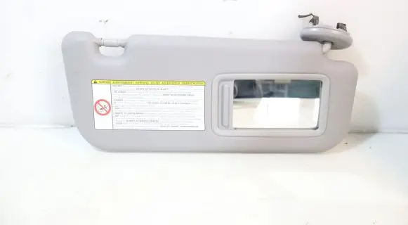Sun visor clip/hook/bracket