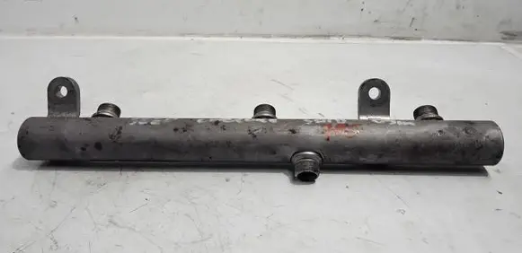 Fuel main line pipe