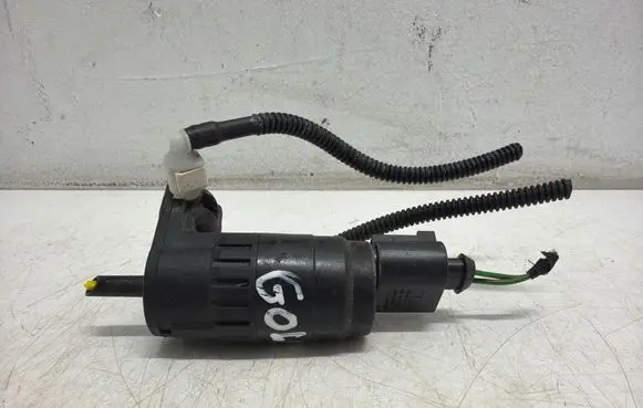 Volkswagen Golf VII Windscreen/windshield washer pump 1K6955651