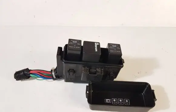 Mitsubishi Outlander Fuse box set MR301978 7596NA 7596