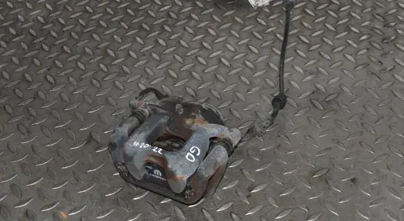 Fiat 500X Rear brake caliper