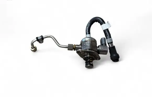 Audi A5 Fuel injection high pressure pump 06K127028D 06K127028