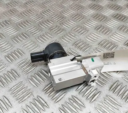 Air conditioning (A/C) expansion valve