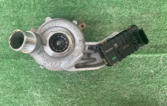 Land Rover Discovery 5 Turbo AX206K682CC
