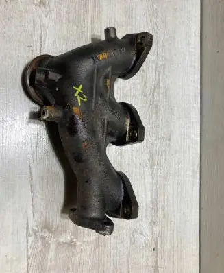 BMW X2 F39 Exhaust manifold 8589697