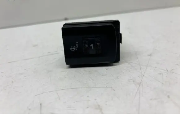 Audi A3 S3 8L Seat heating switch 8L0963564A
