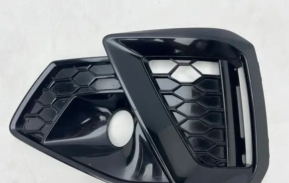 Audi A4 S4 B9 8W Front bumper lower grill 8W0807681BC