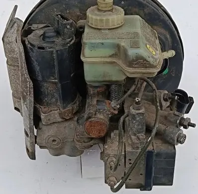 Volkswagen Golf III Master brake cylinder