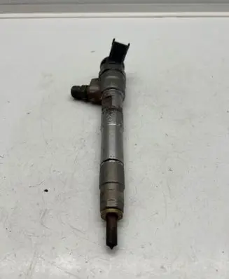 Mercedes-Benz A W177 Fuel injector 0445110800 H8201636333