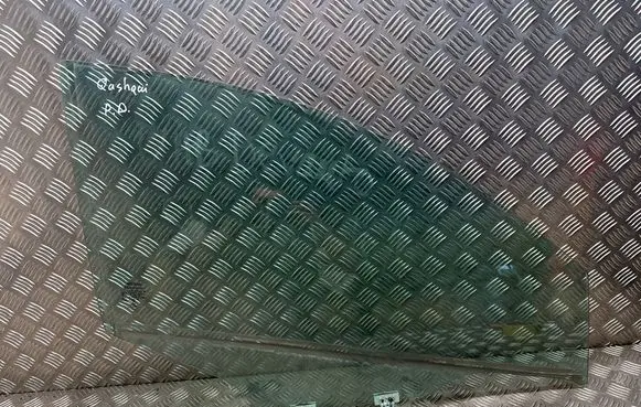 Nissan Qashqai Front door window glass four-door 43R001582 E000199