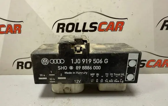 Volkswagen Golf IV Coolant fan relay 1J0919506G