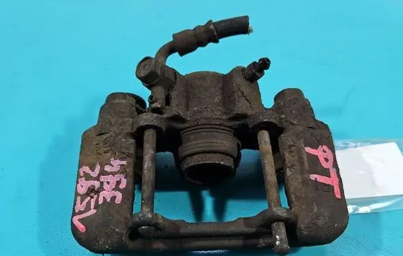 Toyota RAV 4 (XA20) Rear brake caliper IMPRK1592394